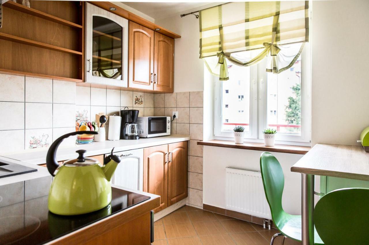 Apartament Optima Ustrzyki Dolne Ngoại thất bức ảnh